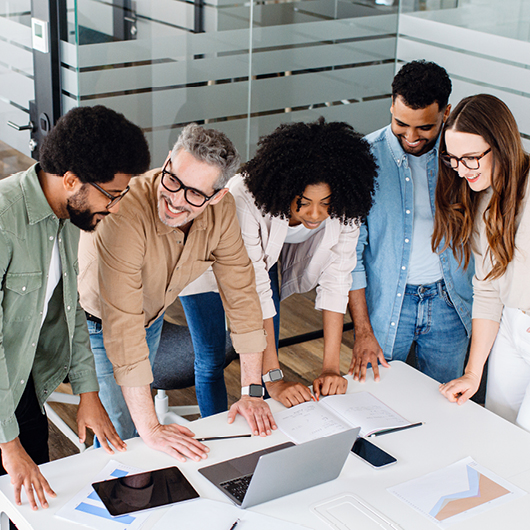 Prisijunkite prie mūsų komandos